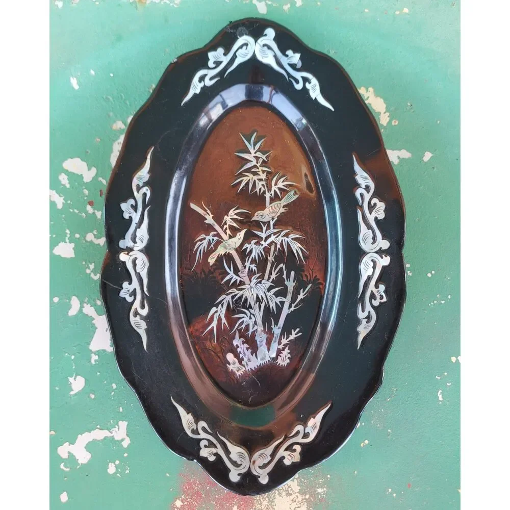 Vintage Asian Black Lacquer Tray Mother of Pearl Inlay Wall Art, Oval 11.5